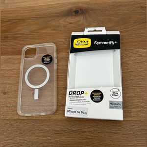 iPhone 14 Plus Otter Box case